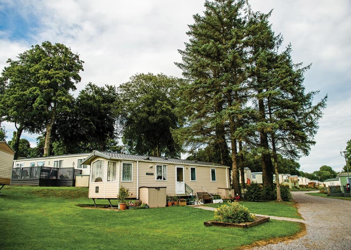 Grondre Holiday Park Clynderwen ภายนอก รูปภาพ